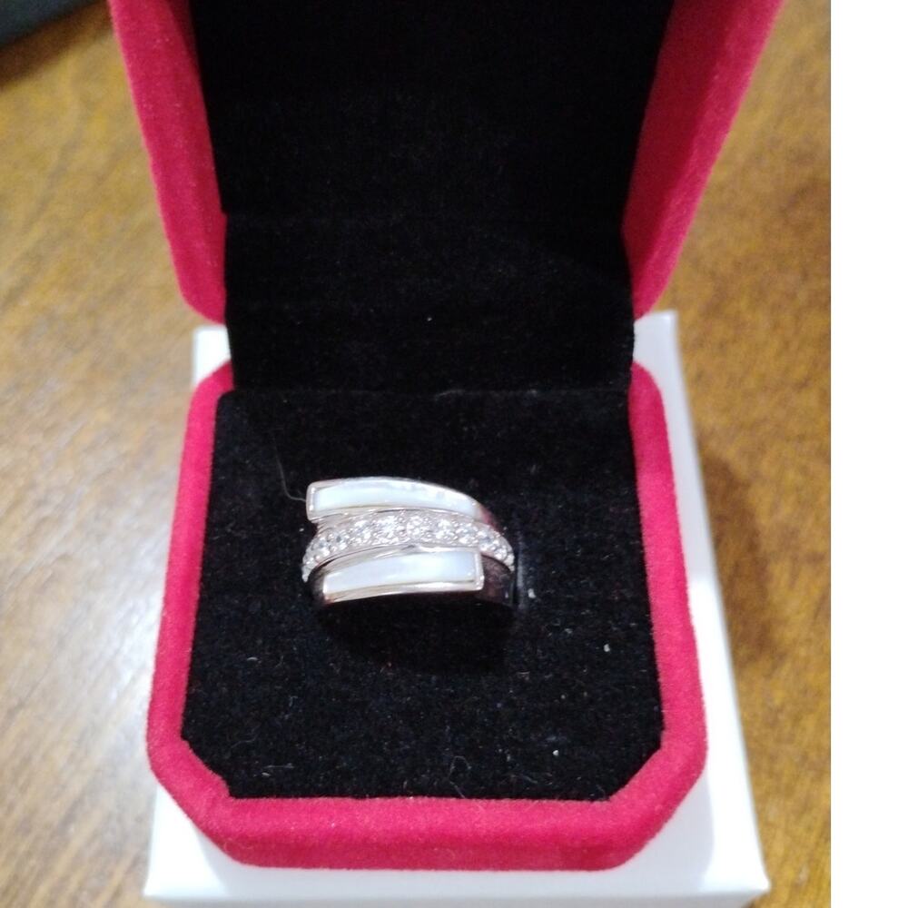 Sterling Mother of Pearl Ring w Clear Stones 925